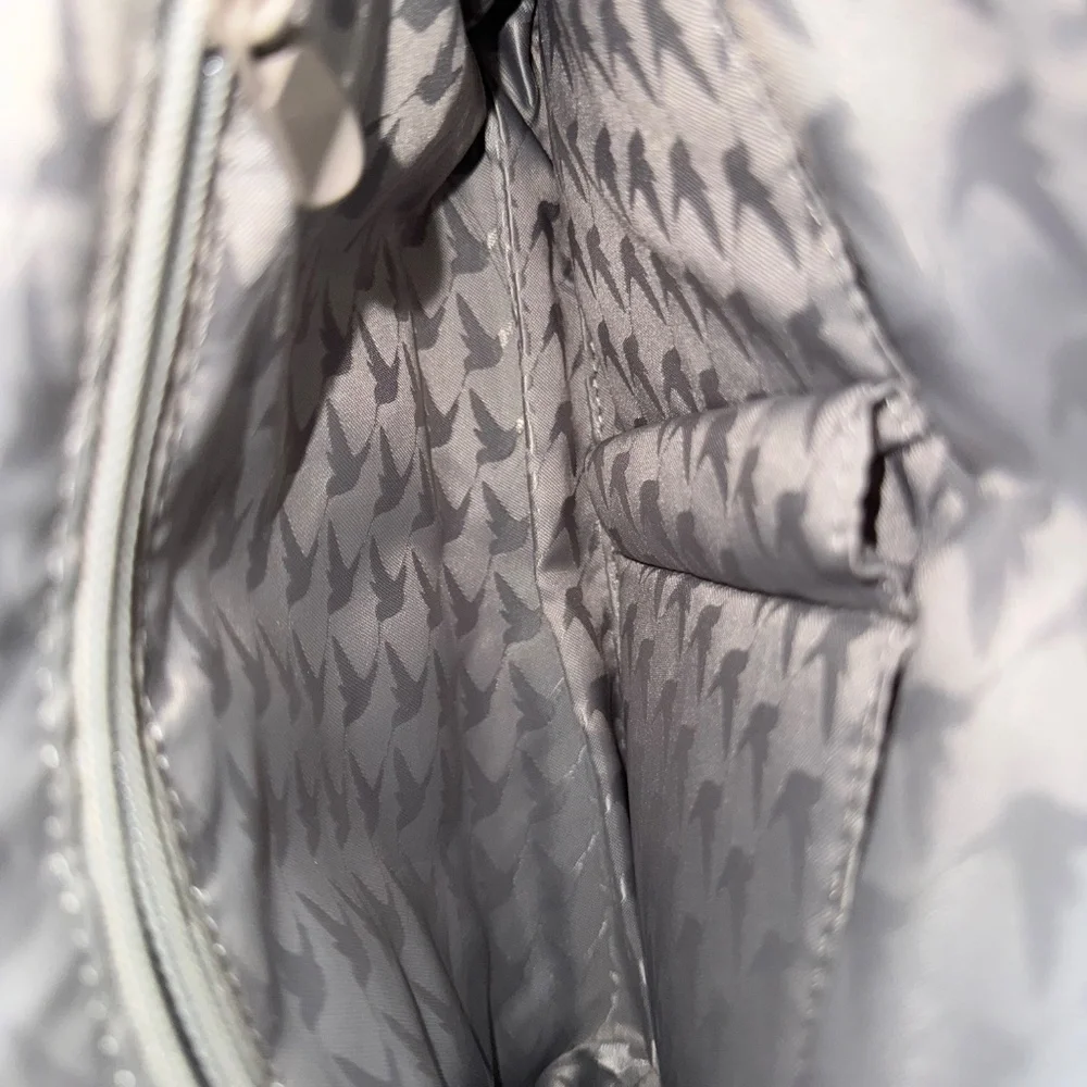 Lo & Sons Purse / The Pearl / Pacific Blue / Saffiano Leather / Gold Hardware - Picture 14 of 16